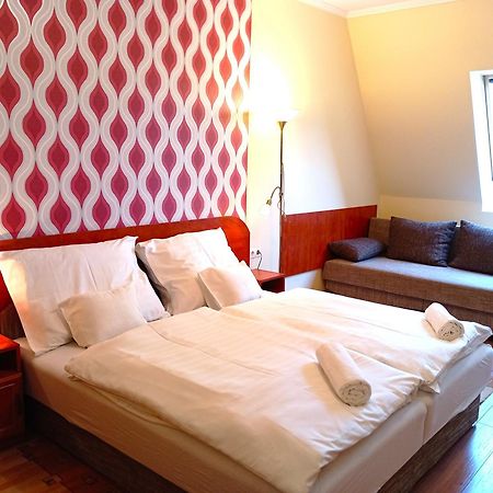 Patak-Party Apartmanok Bogacs Bagian luar foto